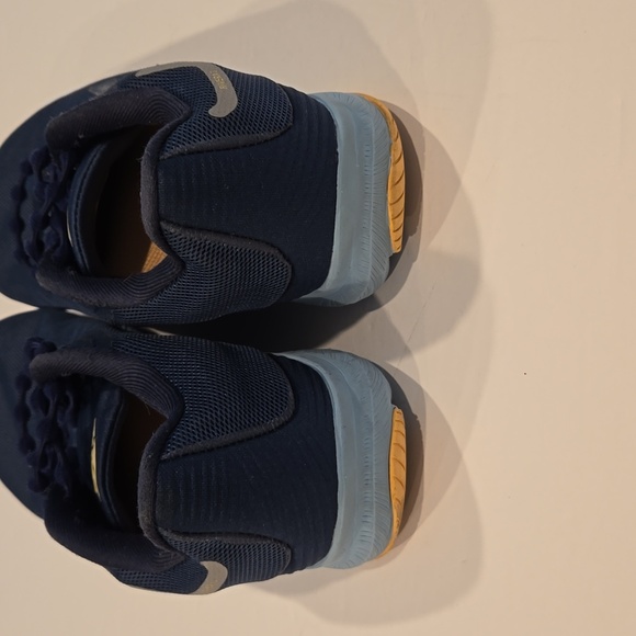 ALTRA RIVIERA 3 ALOA 7R7N445. SIZE 7.5 - Picture 7 of 10